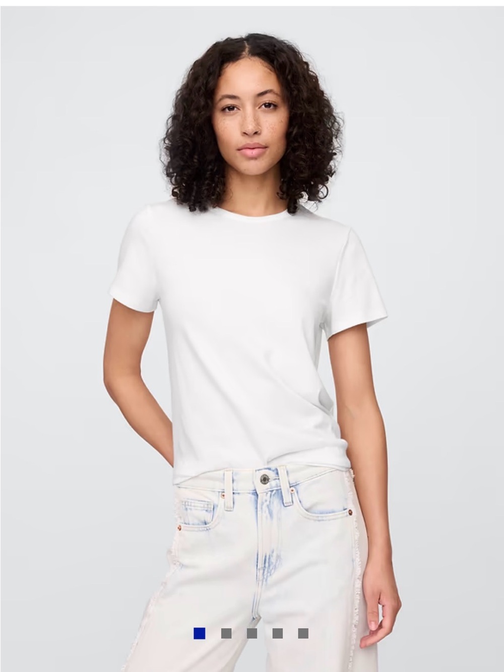 NWT - GAP Classic Crewneck White Cotton Tee